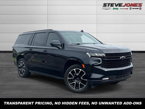 Used 2023 Chevrolet Suburban RST AWD/4WD image 1