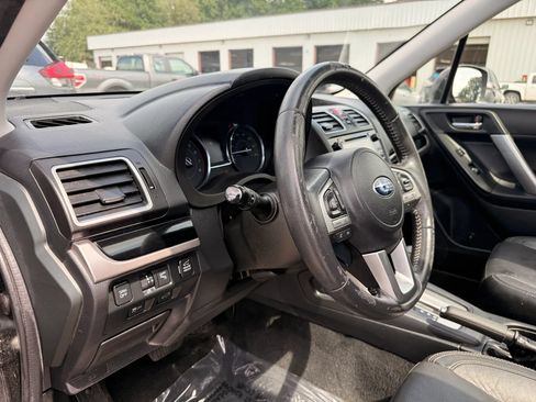 Used 2017 Subaru Forester 2.5i Limited AWD/4WD image 17