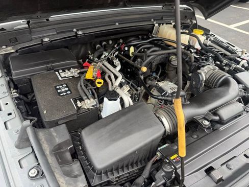 Used 2022 Jeep Gladiator Willys image 53