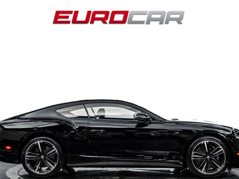 Used 2020 Bentley Continental GT V8 image 6