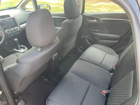 Used 2018 Honda Fit EX image 12