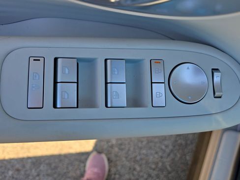 New 2026 Hyundai Ioniq 9 SE AWD/4WD image 28