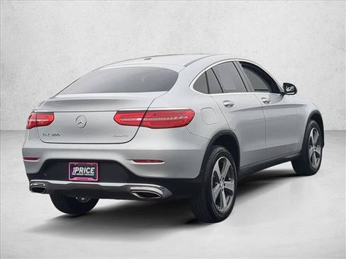 Used 2017 Mercedes-Benz GLC 300 4MATIC Coupe image 5