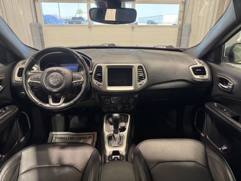Used 2021 Jeep Compass Latitude w/ Driver Assistance Group AWD/4WD image 27