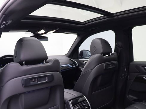 Used 2021 BMW X5 xDrive45e w/ Parking Assistance Package image 27