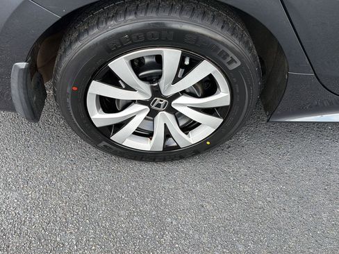 Used 2022 Honda Civic LX image 36