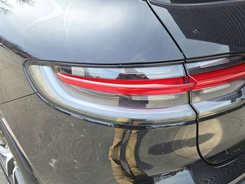New 2026 Porsche Macan AWD/4WD image 26