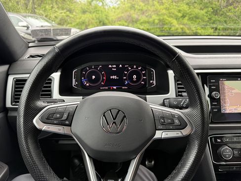 Used 2022 Volkswagen Atlas Cross Sport SEL Premium R-Line AWD/4WD image 29