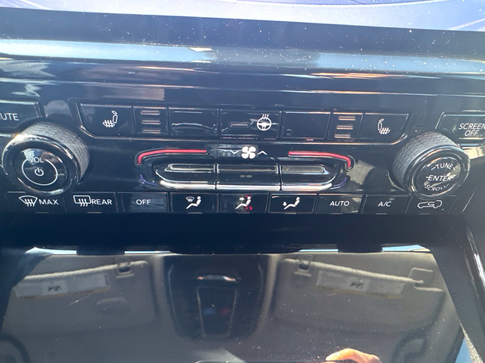 Used 2022 Jeep Grand Cherokee Limited AWD/4WD image 40