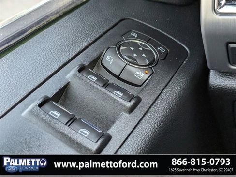 Used 2015 Ford F150 Platinum w/ Equipment Group 701A Luxury image 23