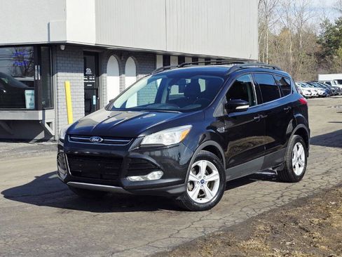 Used 2013 Ford Escape SEL image 2