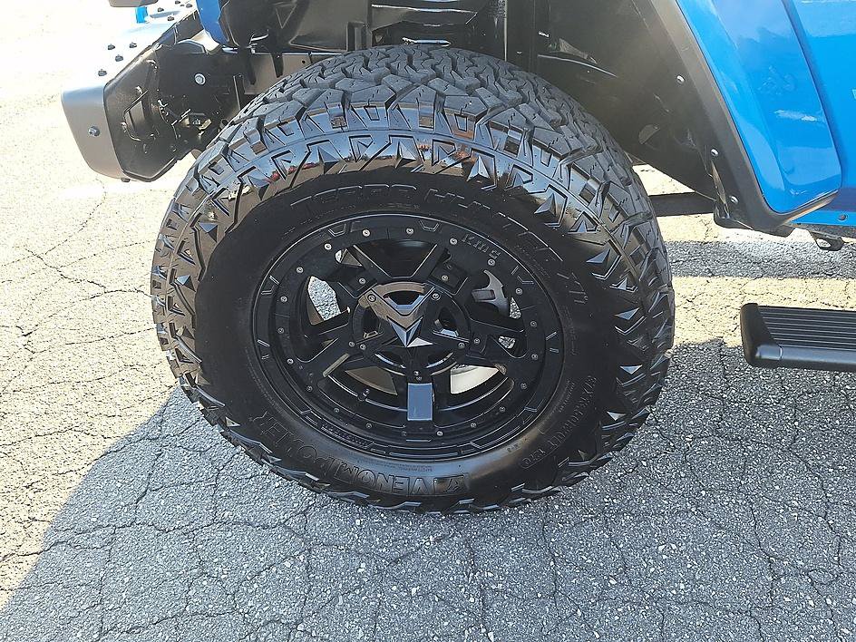 Used 2021 Jeep Wrangler Unlimited Rubicon 4xe w/ Steel Bumper Group AWD/4WD image 8