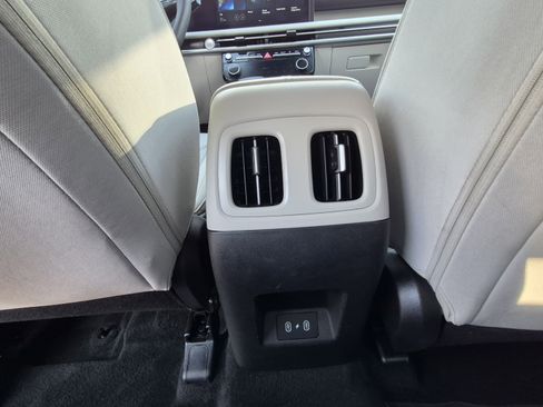 Certified 2025 Hyundai Tucson SEL AWD/4WD image 15