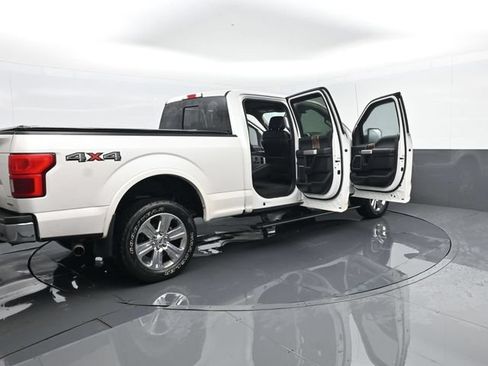 Used 2019 Ford F150 Lariat w/ Equipment Group 502A Luxury AWD/4WD image 31