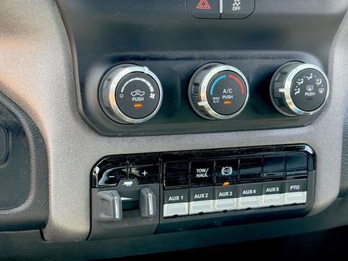 Used 2021 RAM 4500 Tradesman w/ Chrome Appearance Group AWD/4WD image 13