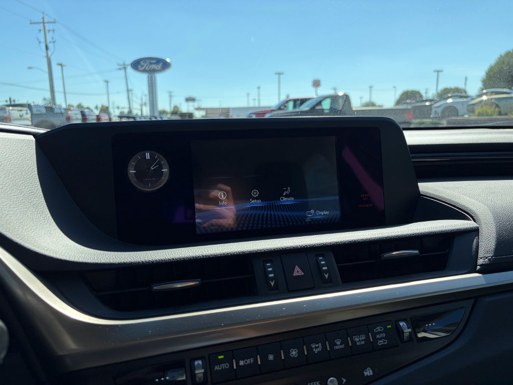Used 2021 Lexus ES 250 w/ Premium Package AWD/4WD image 24