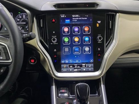 Used 2022 Subaru Outback Limited image 19