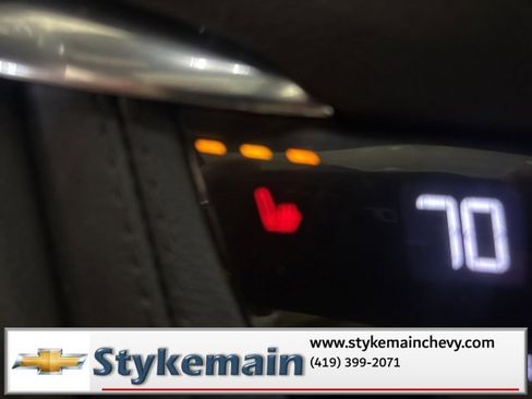 Used 2024 Cadillac XT5 Premium Luxury image 31