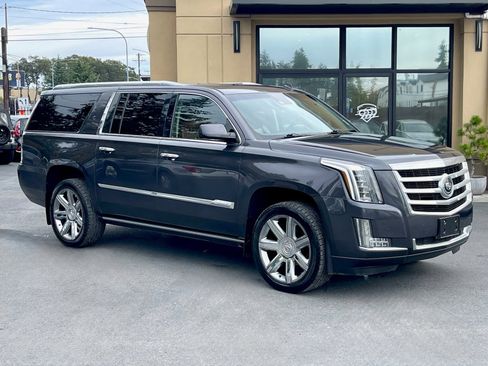Used 2015 Cadillac Escalade ESV Premium image 1