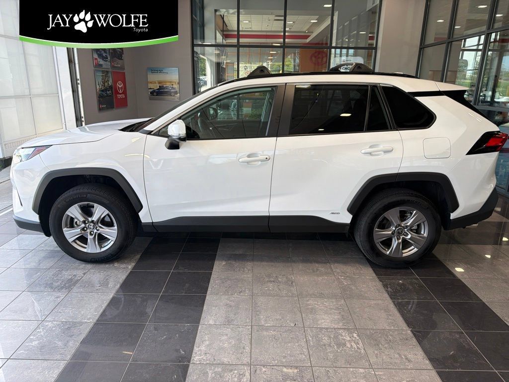 Certified 2025 Toyota RAV4 XLE w/ Convenience Package AWD/4WD image 1