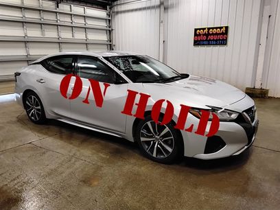 Used 2020 Nissan Maxima 3.5 SV w/ Floor Mat Group