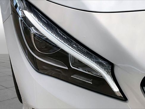Used 2019 Mercedes-Benz CLA 250 image 27