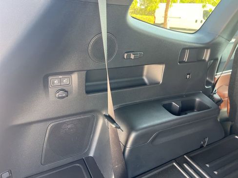 Used 2025 Kia Telluride SX Prestige X-Line image 29