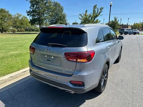 Used 2020 Kia Sorento EX AWD/4WD image 16