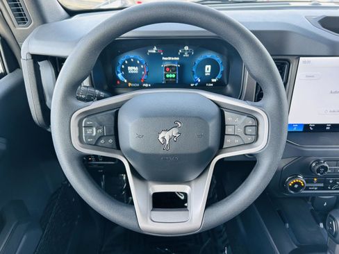 New 2025 Ford Bronco 4-Door AWD/4WD image 12