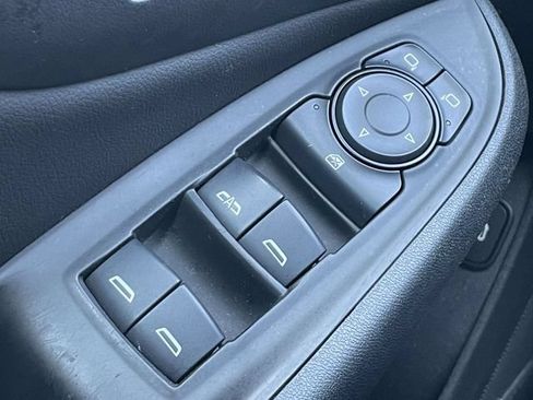 Used 2017 Chevrolet Volt Premier w/ Driver Confidence II Package FWD image 30