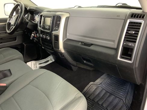 Used 2014 RAM 1500 Classic SLT w/ Luxury Group image 22