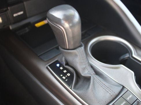 Used 2023 Toyota Camry XSE image 11