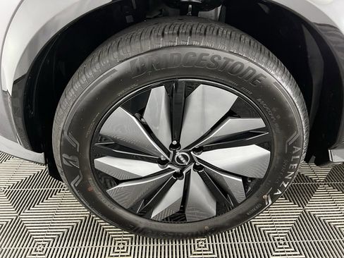 Used 2024 Nissan Ariya AWD image 11