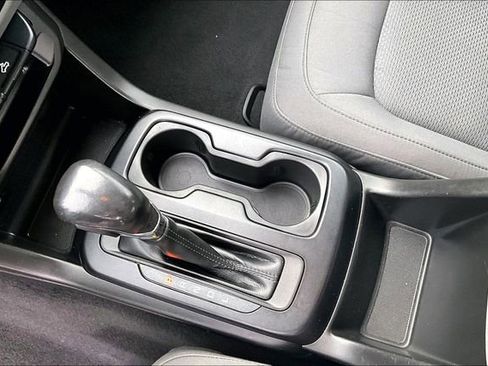 Used 2022 GMC Canyon Elevation Standard w/ Convenience Package image 18