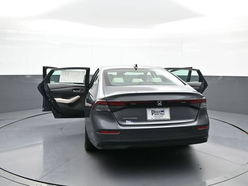Certified 2023 Honda Accord EX image 46