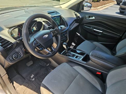 Used 2018 Ford Escape SE w/ Ford Safe & Smart Package AWD/4WD image 15