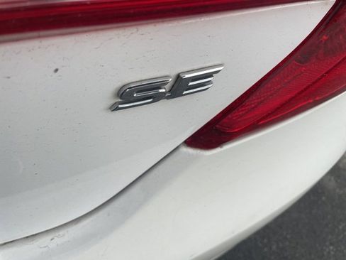 Used 2012 Toyota Camry SE image 8