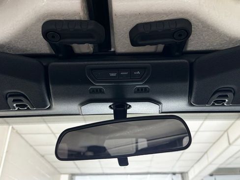 Used 2022 Jeep Gladiator Sport AWD/4WD image 21