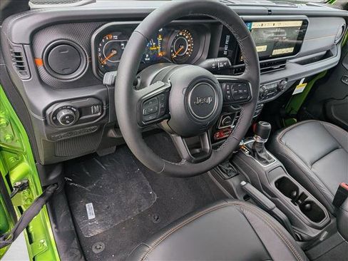 New 2026 Jeep Gladiator Mojave image 3