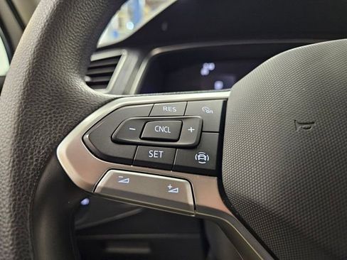 Used 2022 Volkswagen Tiguan S image 23