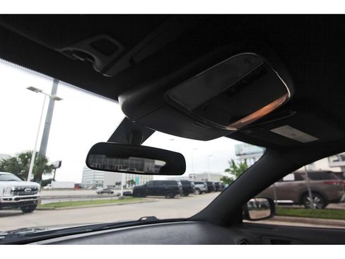 Used 2022 Dodge Charger SXT w/ Leather Interior Group image 17