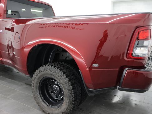 Used 2023 RAM 3500 Big Horn w/ Night Edition image 29