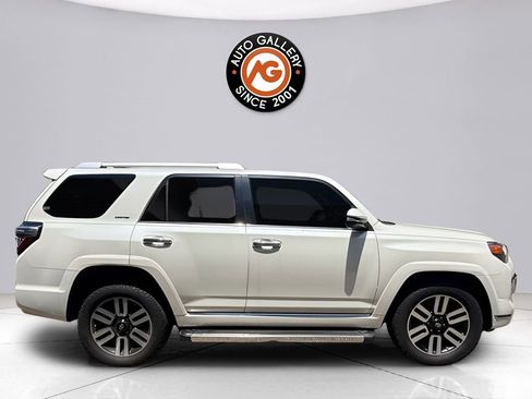 Used 2021 Toyota 4Runner Limited AWD/4WD image 2