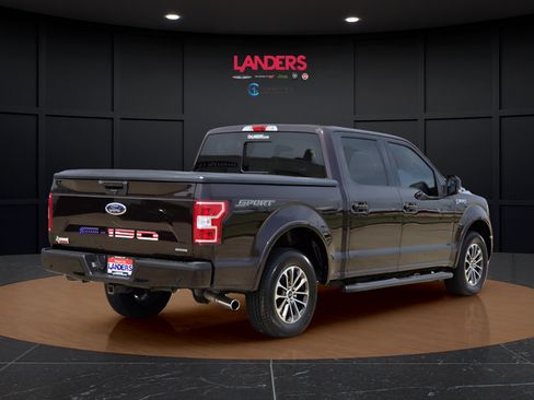 Used 2018 Ford F150 XLT w/ Equipment Group 302A Luxury RWD image 4
