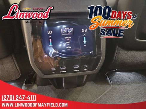 New 2026 GMC Yukon AT4 Ultimate AWD/4WD image 18