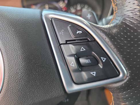 Used 2020 Chevrolet Camaro SS RWD image 31