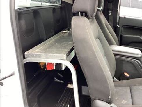 Used 2022 Chevrolet Colorado LT w/ Fleet Safety Package RWD image 16