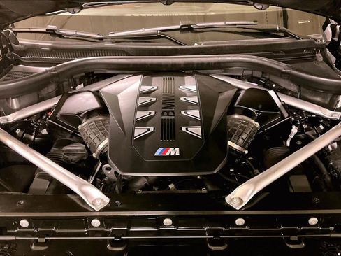 Used 2024 BMW X5 M60i image 28