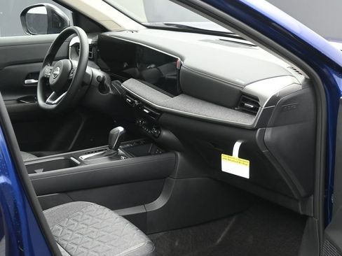 New 2026 Nissan Kicks SV w/ SV Premium Package AWD/4WD image 6