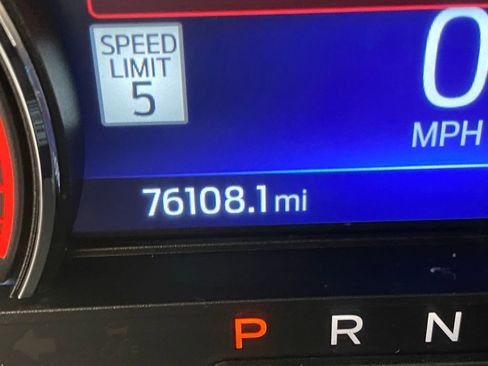 Used 2022 Ford Explorer ST-Line image 19